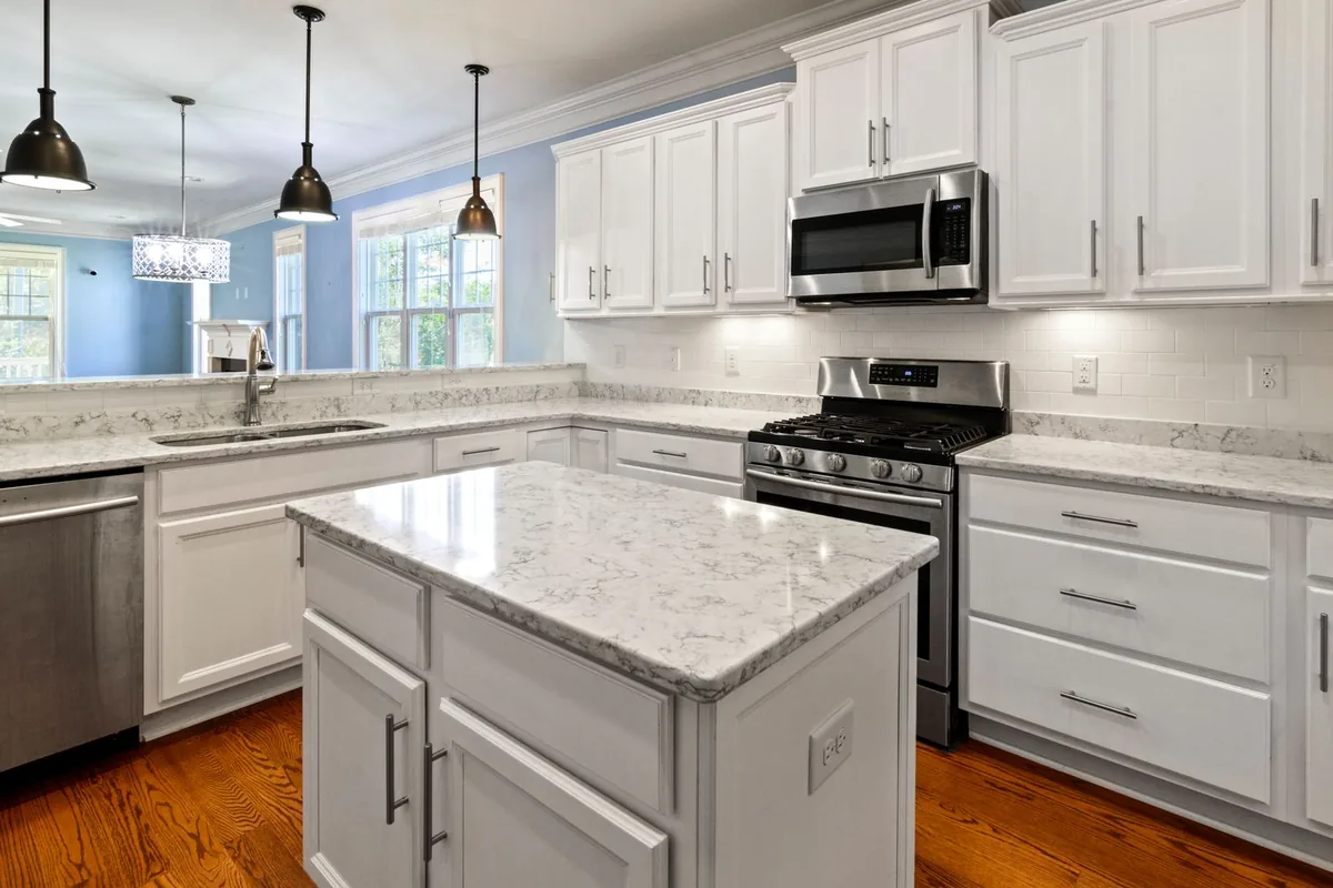 Filth & Squalor Cleanup in Salmon Brook, CT